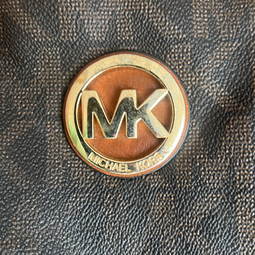 Mk purses - Picture 15 of 15